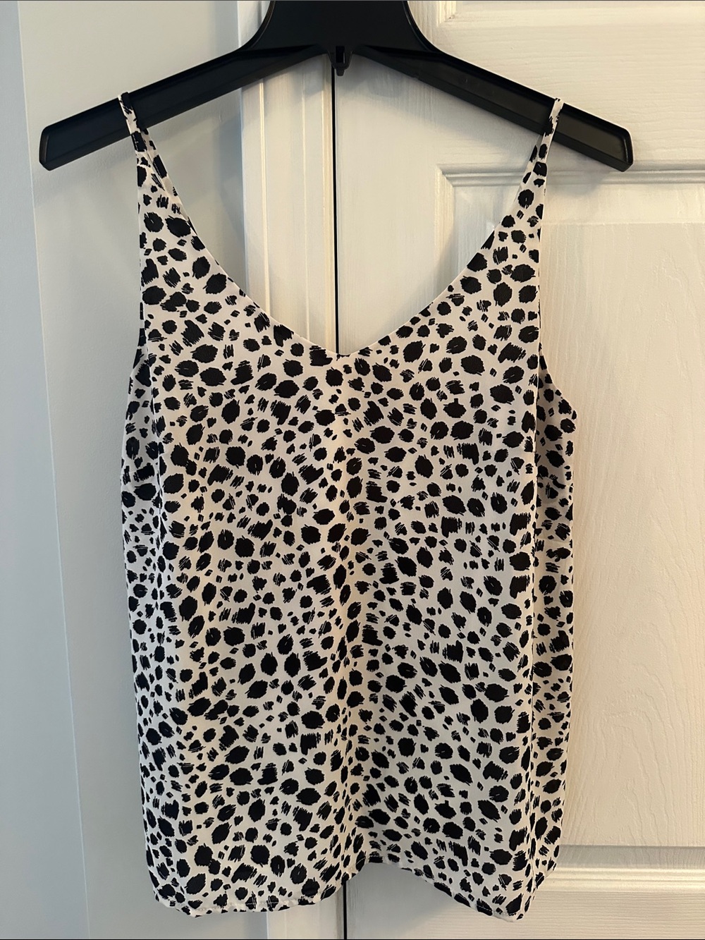 🖤🤍 Leopard Print Cami with Adjustable Straps from BR Factory- Women’s Size XS